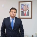 Após reunião com Flávio Dino, Simplicio Araújo mantém pré-candidatura e confirma sua saída do governo